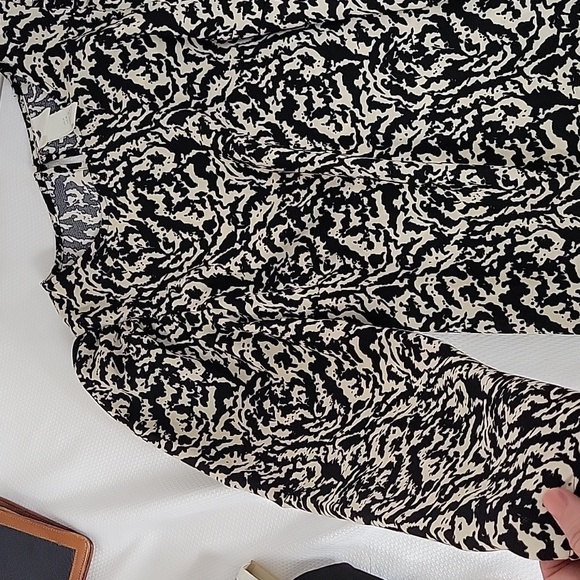 H&M Puff Sleeve Sheath DressWomens Size M Black TanGraphic Long Sleeve. # 66 - Picture 12 of 12